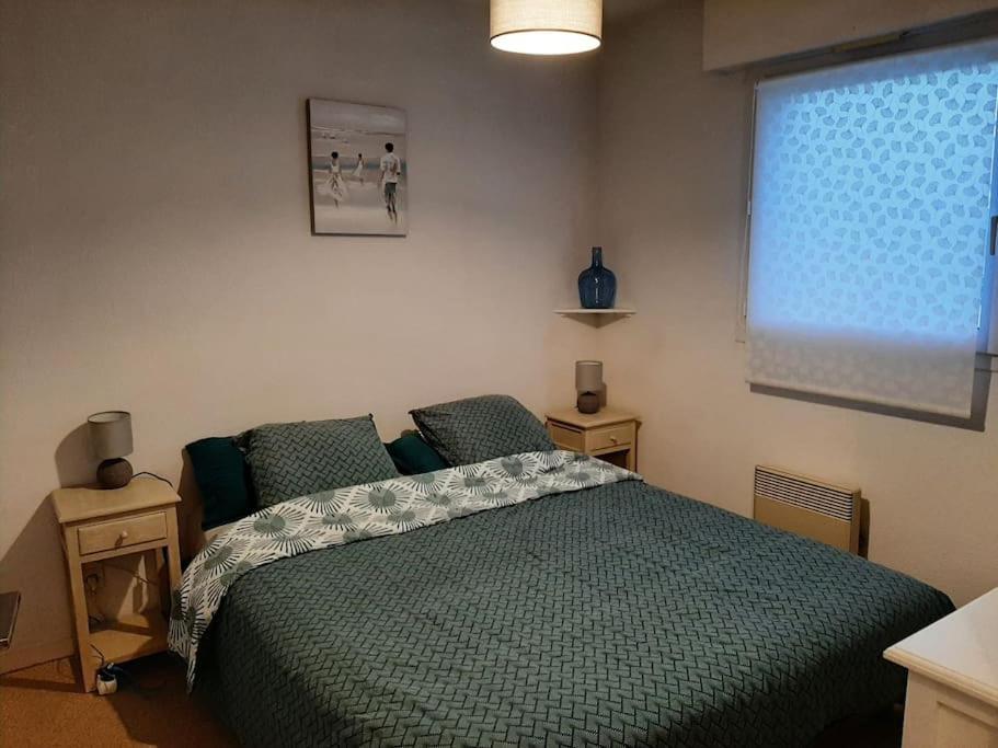 Hyper Centre De Sarzeau, Grand Appartement Au Calme Avec Jardinet ภายนอก รูปภาพ