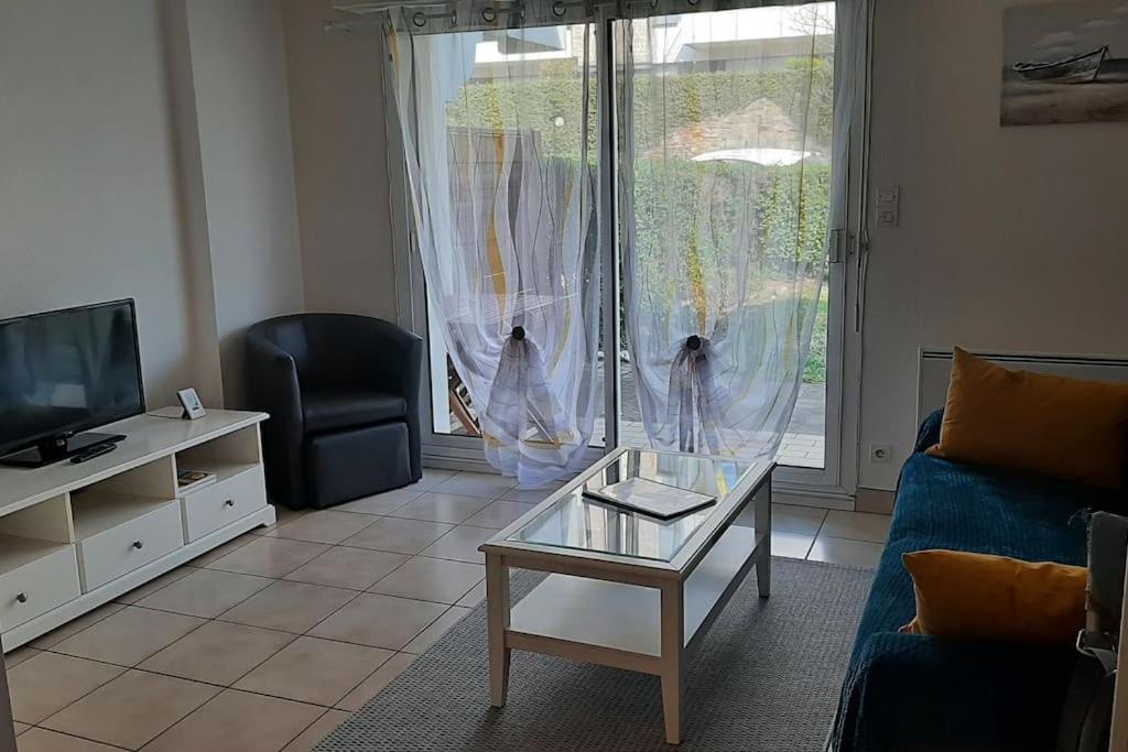Hyper Centre De Sarzeau, Grand Appartement Au Calme Avec Jardinet ภายนอก รูปภาพ